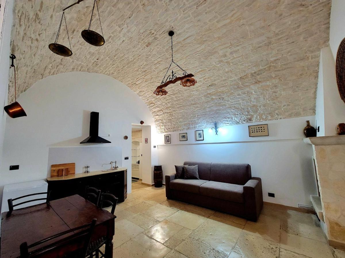 Giovinazzo Historic Apulia Old Town Stone House With Private Patio Leilighet Eksteriør bilde