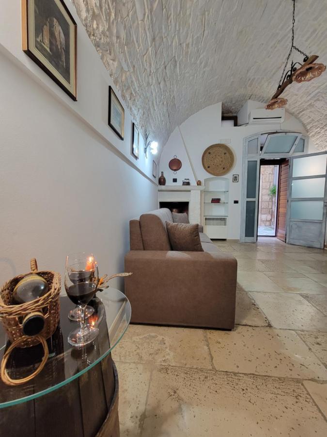 Giovinazzo Historic Apulia Old Town Stone House With Private Patio Leilighet Eksteriør bilde