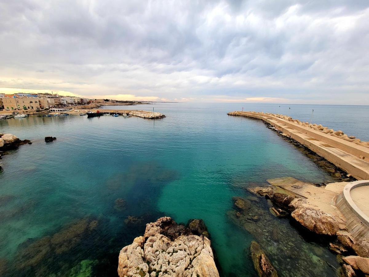 Giovinazzo Historic Apulia Old Town Stone House With Private Patio Leilighet Eksteriør bilde