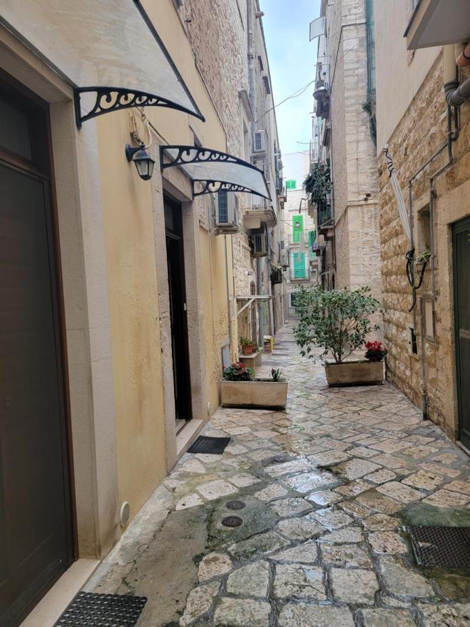 Giovinazzo Historic Apulia Old Town Stone House With Private Patio Leilighet Eksteriør bilde